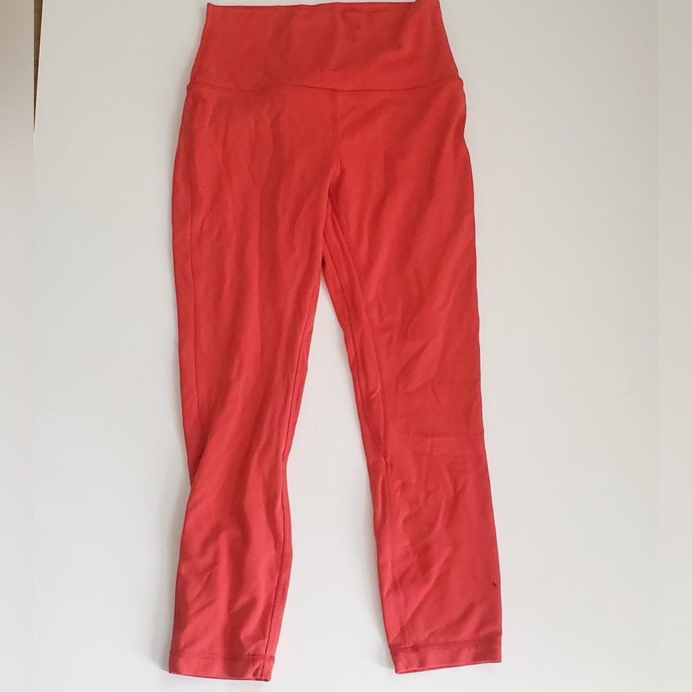 Lululemon Align High-Rise CropLululemon Align High-Rise Crop 23" Size 6